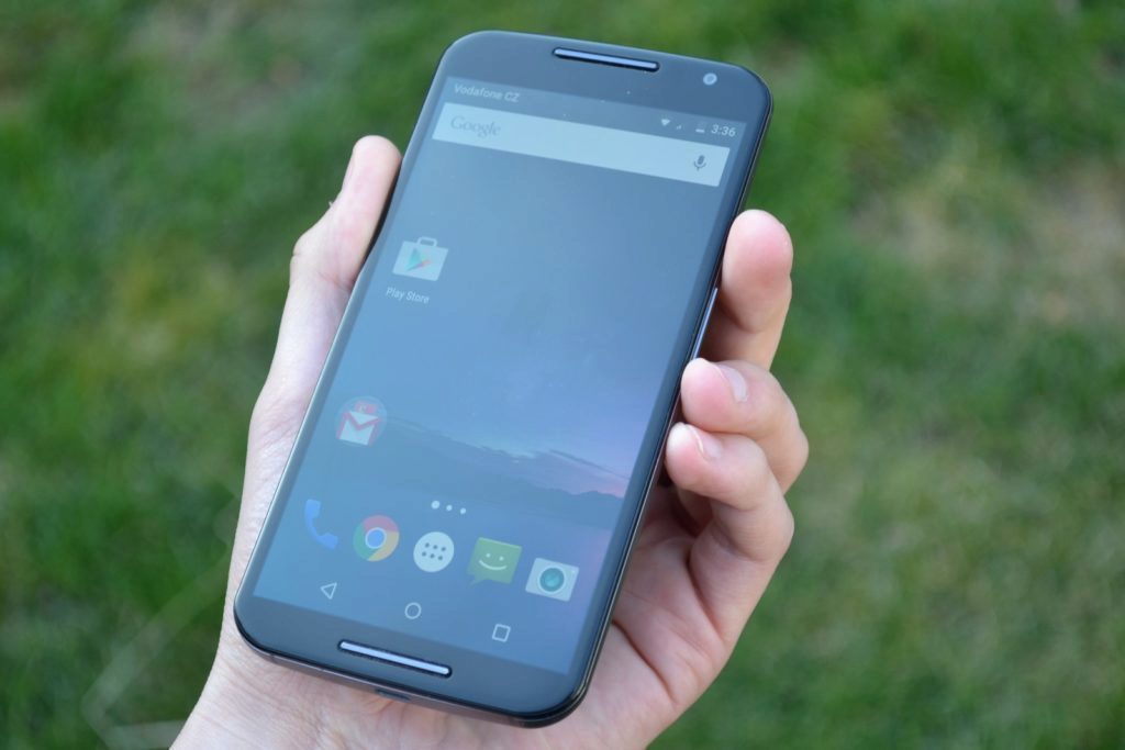 Motorola Moto X 2014 přední strana telefonu 4