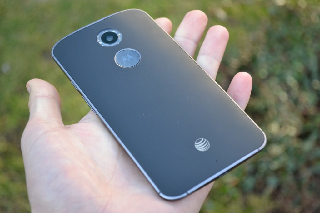 Motorola Moto X 2014 zadní strana telefonu