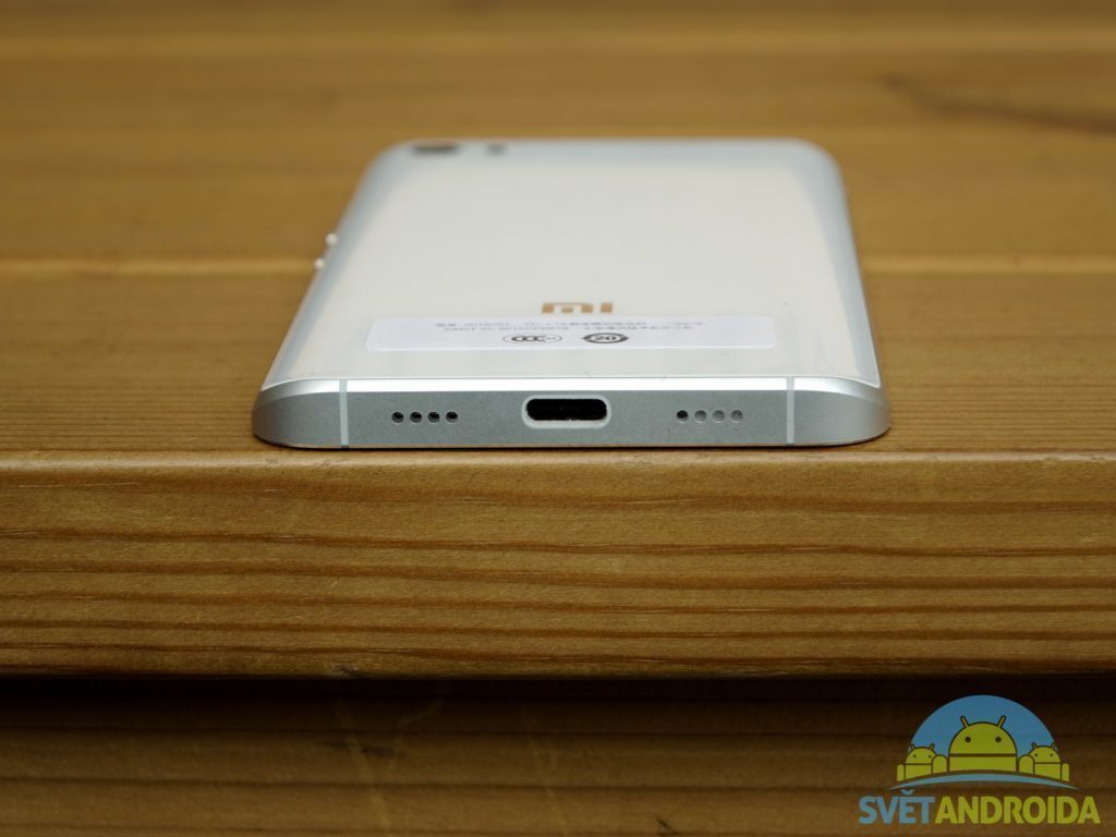 Xiaomi Mi5 konstrukce kovový rámeček 3