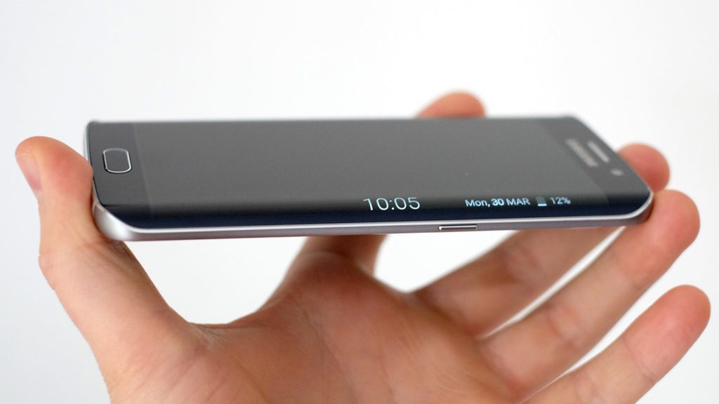 Zobrazení na hraně Samsungu Galaxy S6 Edge