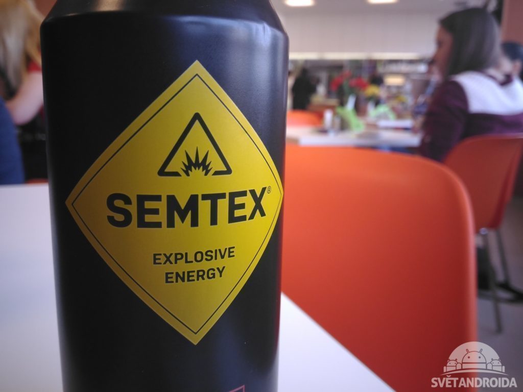 Asus Zenfone Max foto dobré světlo 4