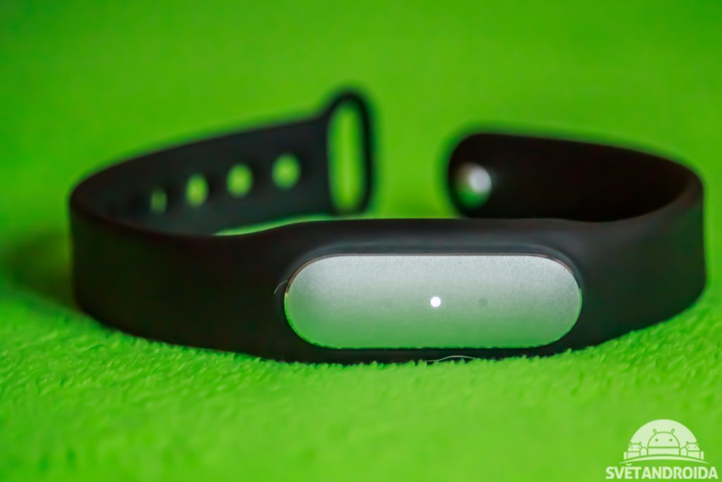 Xiaomi MiBand 1S zepředu druhá LED