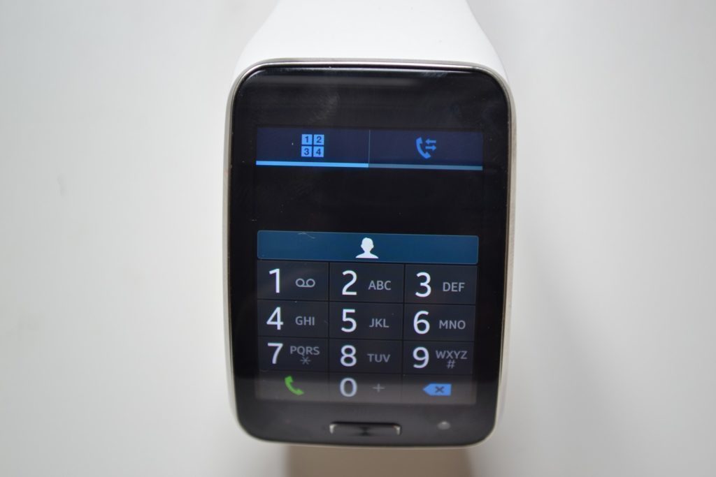 Samsung Gear S telefonování 1