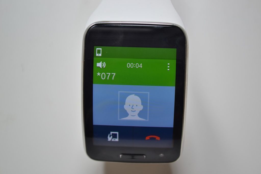 Samsung Gear S telefonování 2