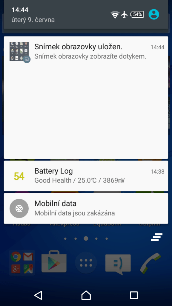 Sony Xperia M4 Aqua notifikační lišta 1