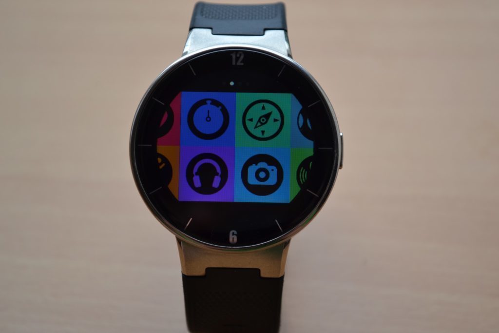 Alcatel OneTouch Watch prostředí 2