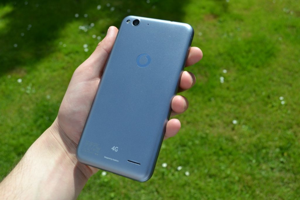 Vodafone Smart ultra 6 konstrukce zadní strana 2