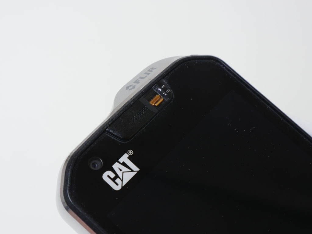 CAT S60 vrchní strana