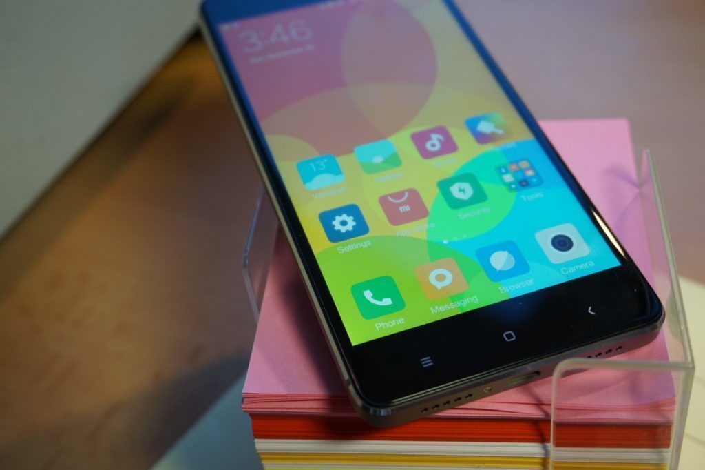Xiaomi Redmi 4 tlačítka