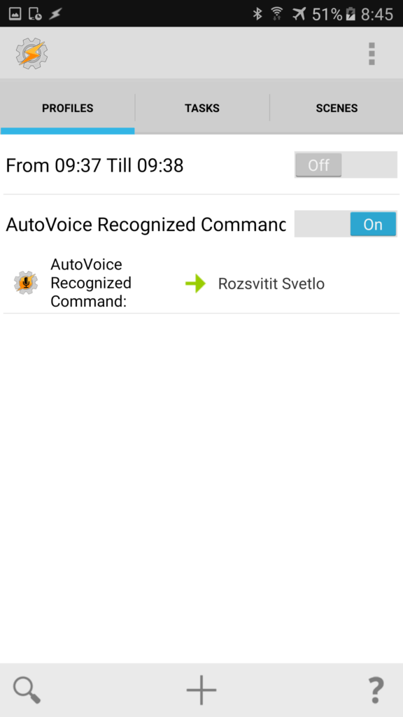 Philips Hue autovoice rozsviceni 6