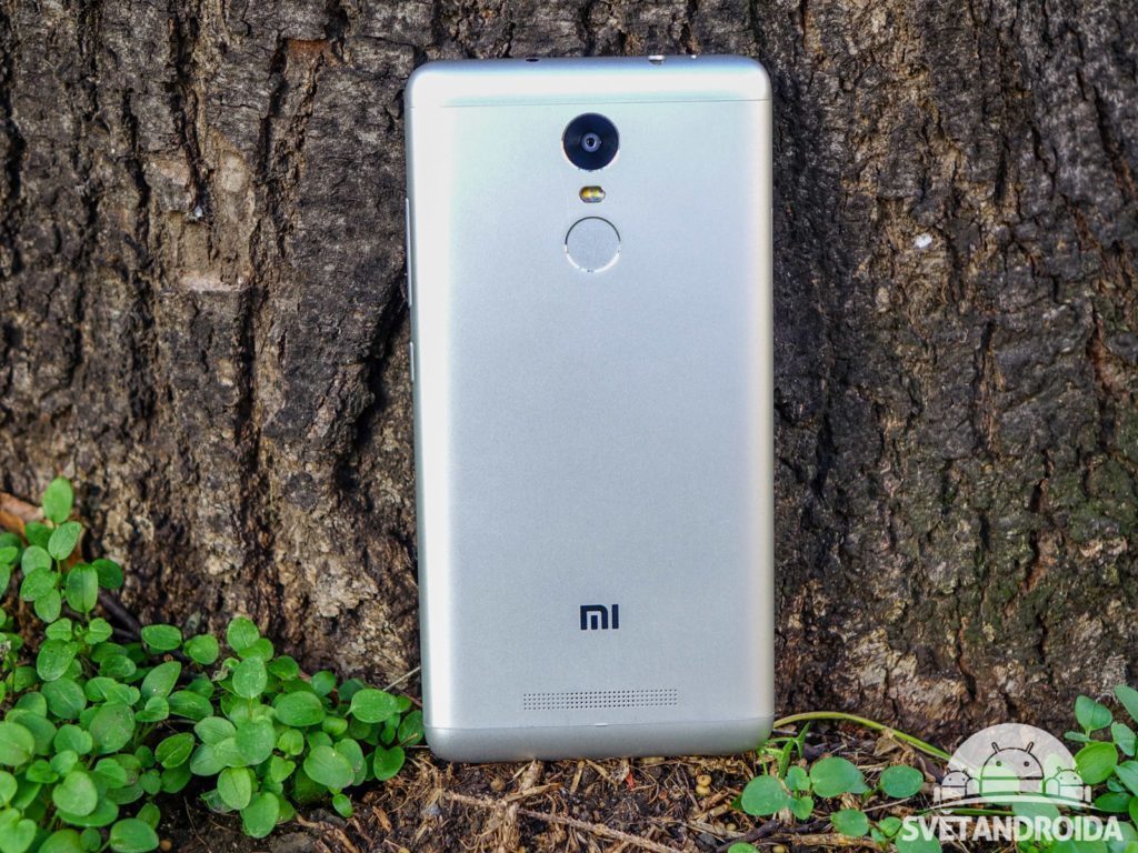 Xiaomi Redmi Note 3 konstrukce zadní část telefonu 1