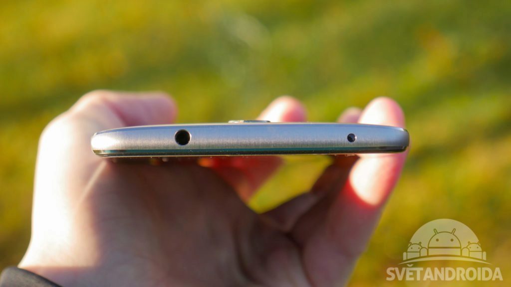 Huawei Mate 9 konstrukce jack