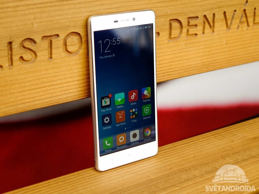 Xiaomi Redmi 3 konstrukce boční pohled