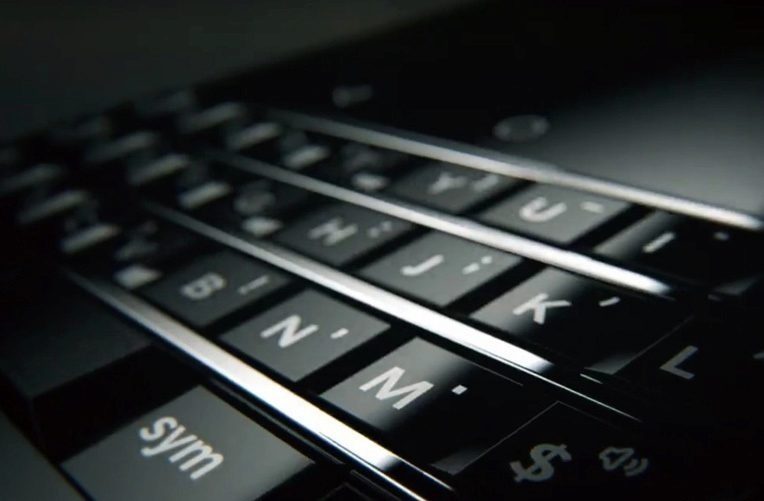 blackberry ces 2017 s hardwarovou klavesnici ico