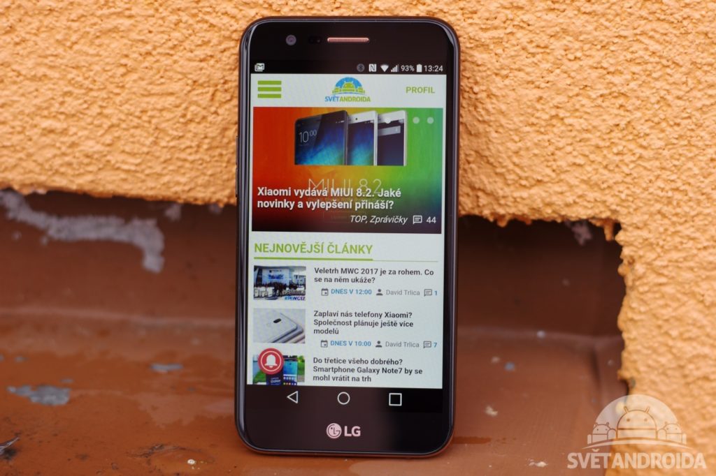 LG K10 2017 displej 3
