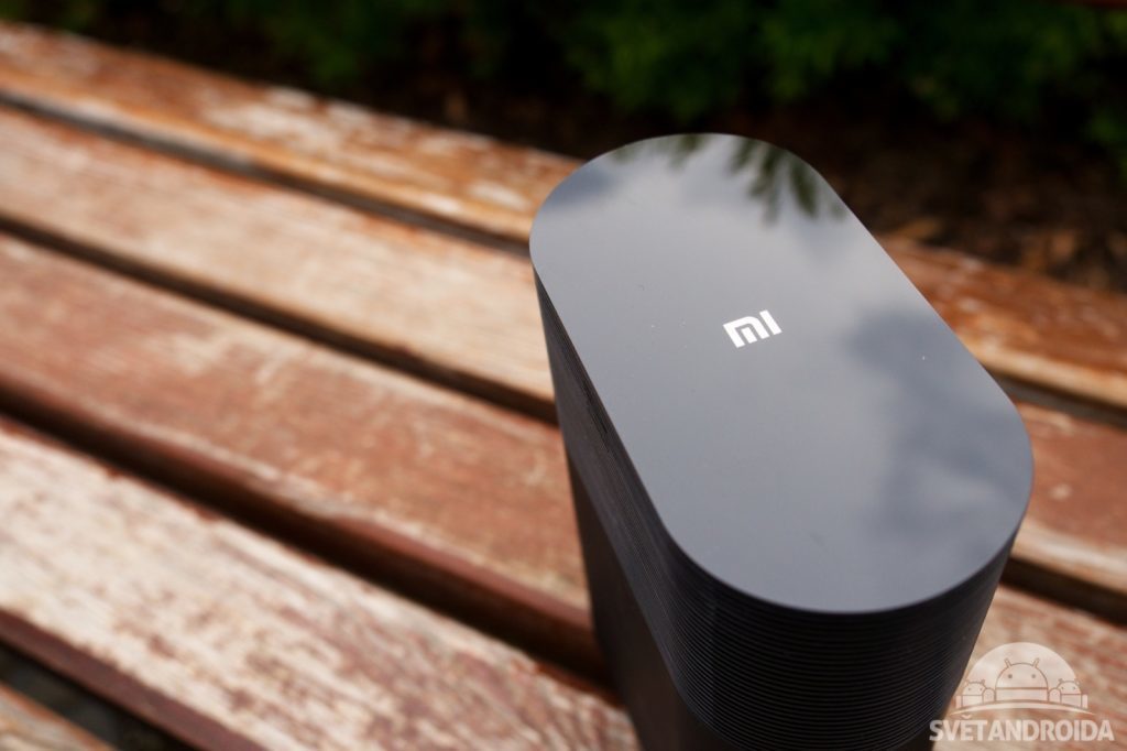Xiaomi Mi R1D horní strana