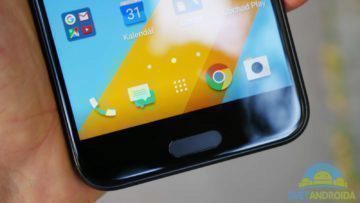 HTC 10 konstrukce spodní strana