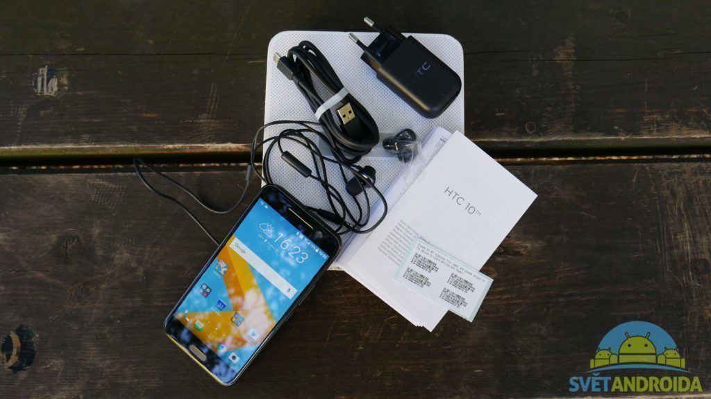 HTC 10 obsah balení