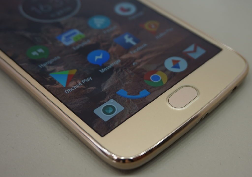 Moto G5 Plus konstrukce 2 e1498931432828