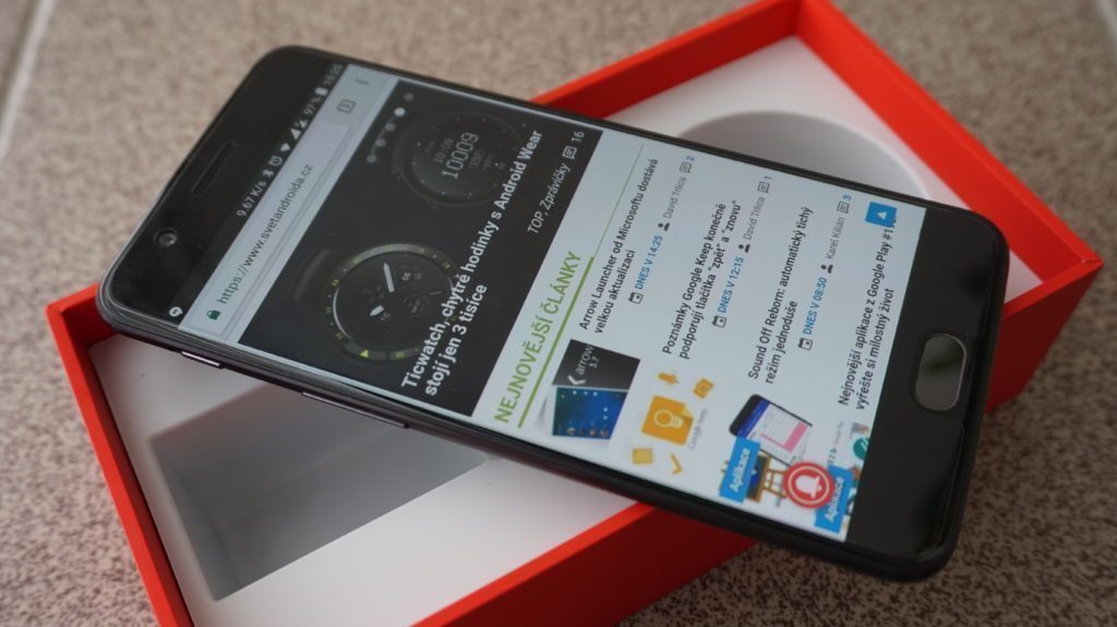 OnePlus 5 displej