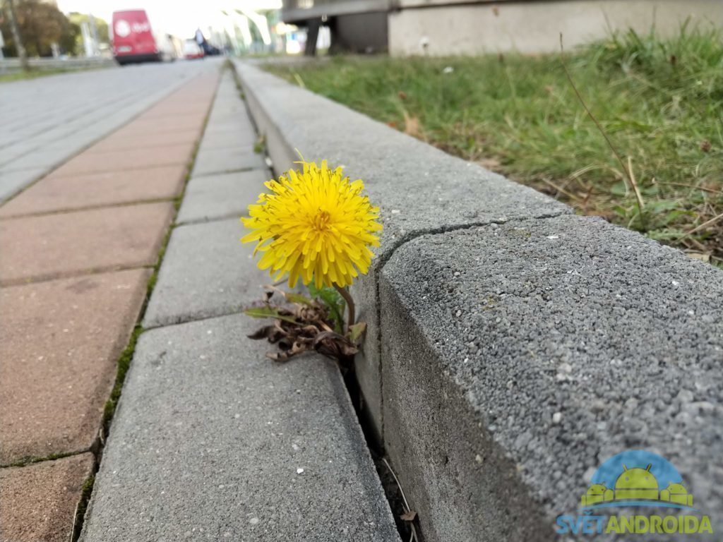 Telefon Essential Phone PH 1 porizene fotografie 11