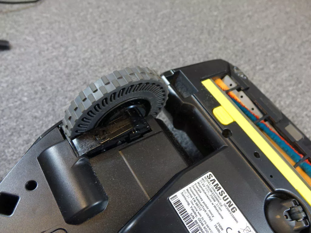 roboticky vysavac samsung kola