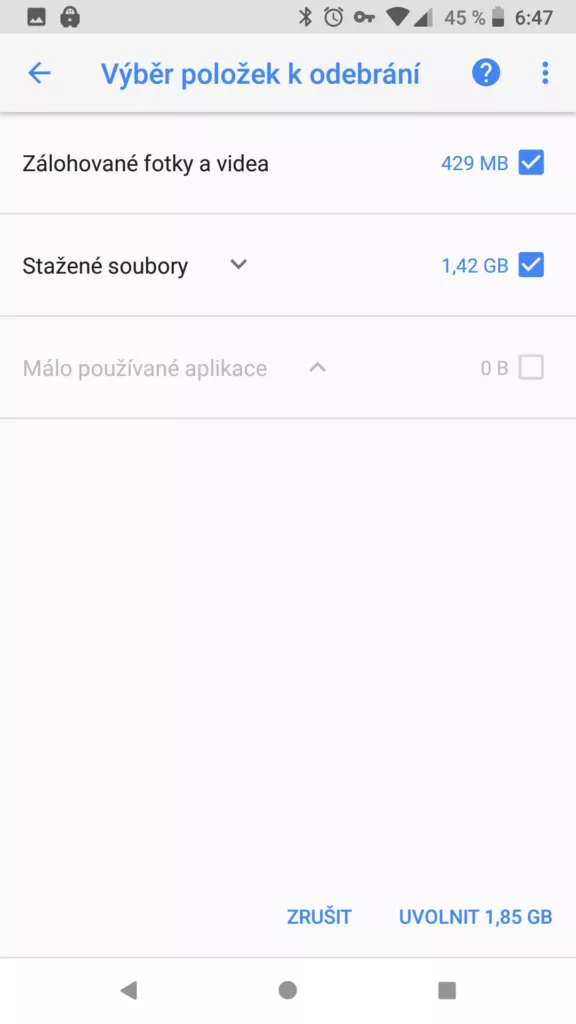 stazene soubory vymazani dat android