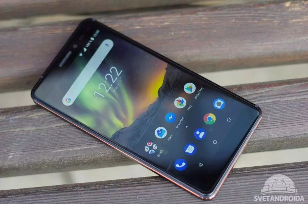 Nokia 6.1 displej