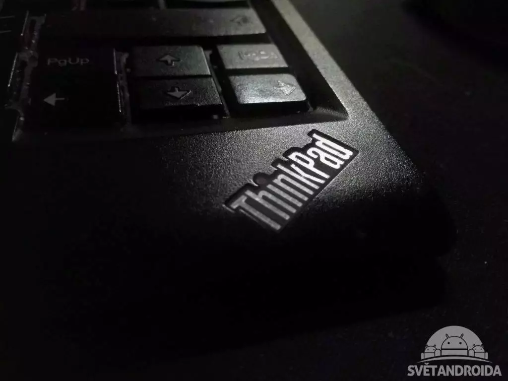 Nokia 6.1 noční fotografie zhinkpad