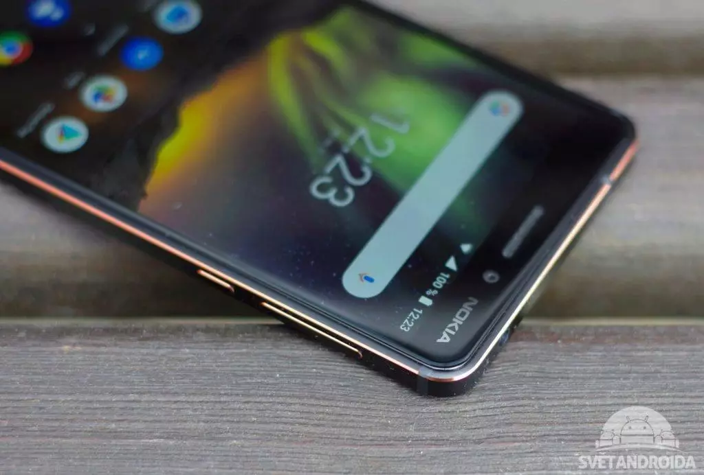 Nokia 6.1 rámeček