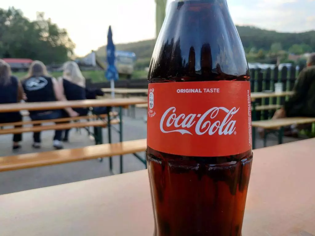 Xiaomi Redmi Note 5 foto coca cola