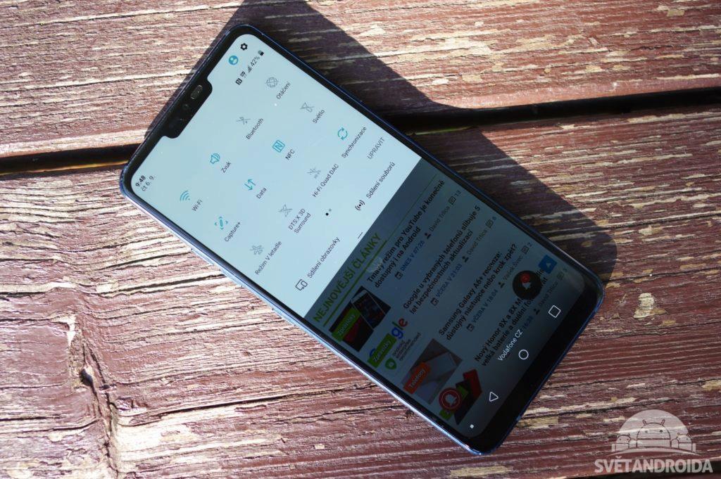 LG G7 ThinQ výřez
