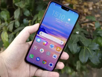honor 8x predni strana