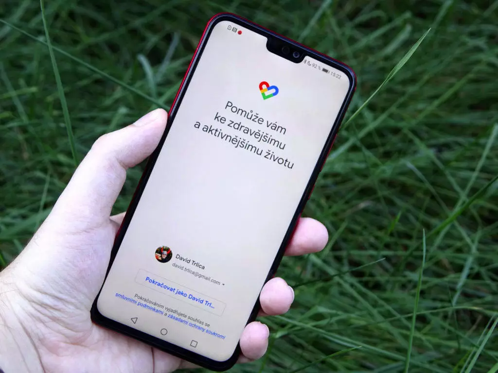 honor 8x vyrez displej
