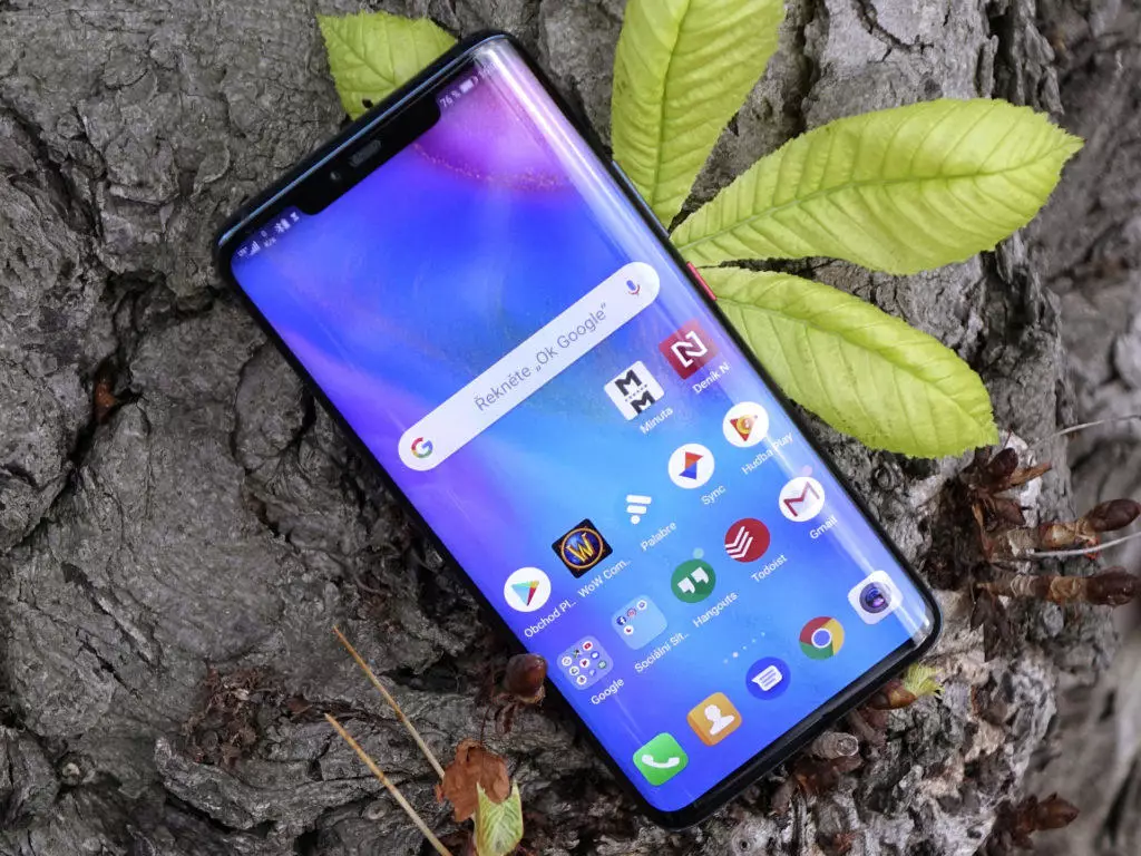 huawei mate 20 predni strana