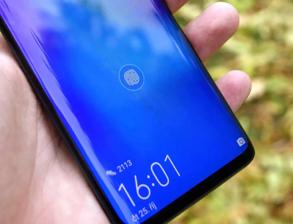 huawei mate 20 pro ctecka otisku v displeji