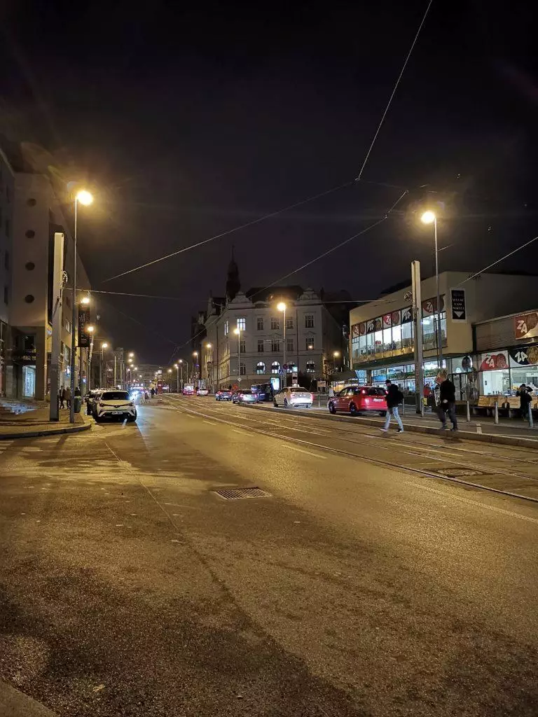 huawei-mate-20-pro-fotografie-nocni-ulice