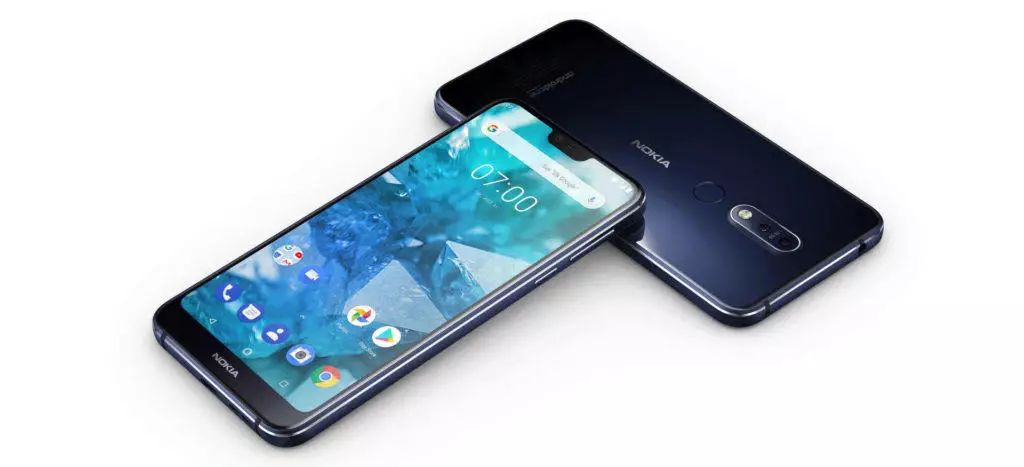 nokia 7.1 zadni strana