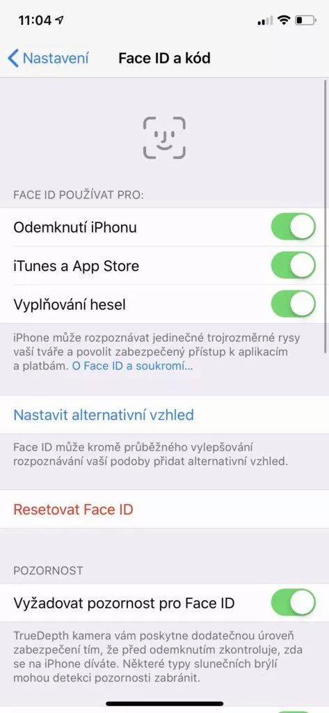 iPhone XS odemykání obličejem