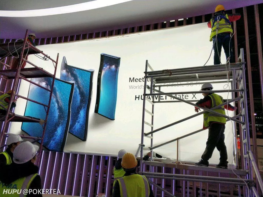 ohebny telefon huawei mate x