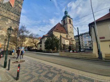 Samsung Galaxy S10 fotografie kostel praha