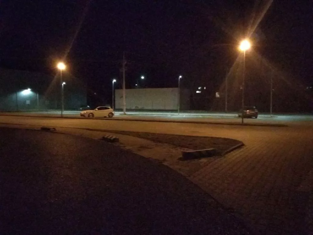Xiaomi Redmi Go foto noc 2