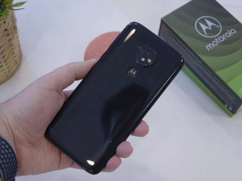 moto G7 power zadni strana
