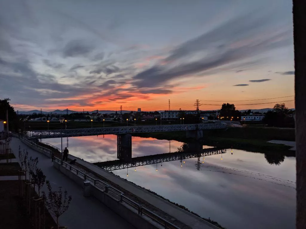 google pixel 3a zapad slunce