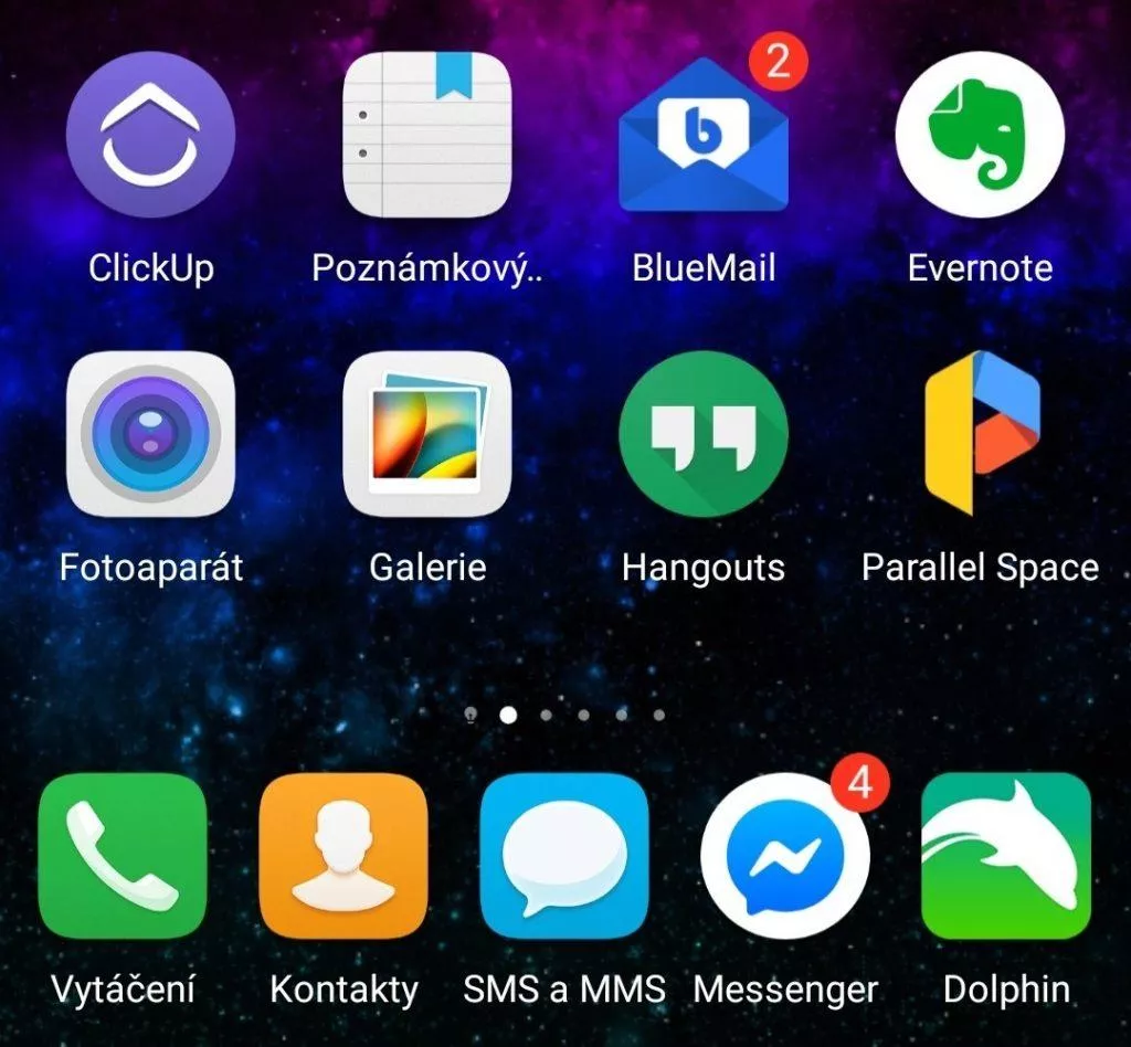 Jak ovládat mobil jednou rukou - přemístění ikon