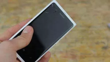 Mobil - nereaguje dotyk displeje - poškozený hardware