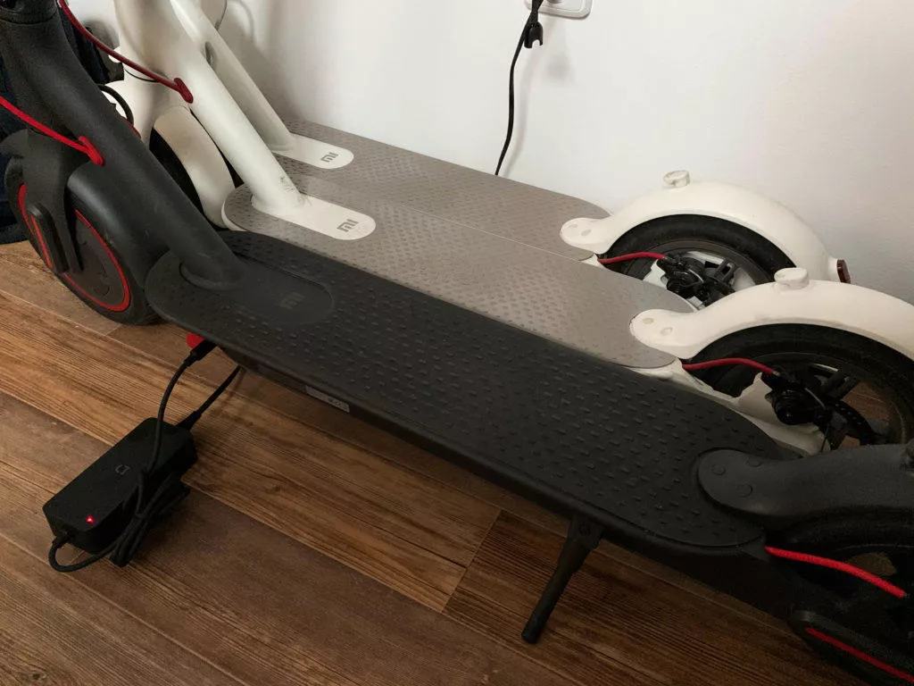 Porovnání M365 a Xiaomi Mi Scooter Pro