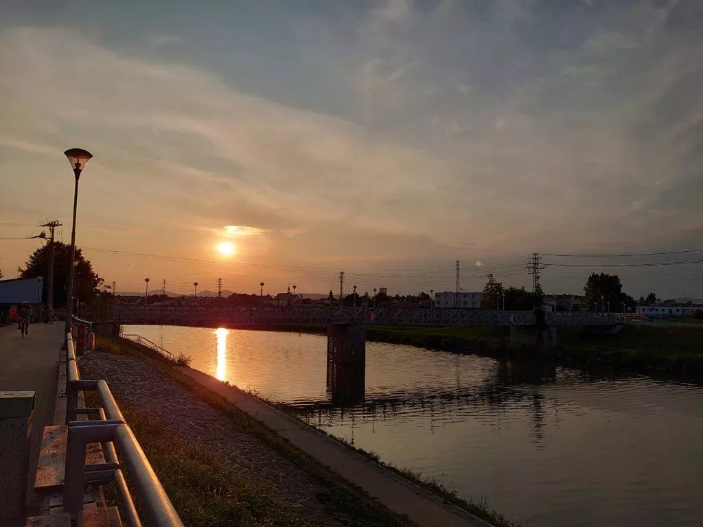 sony xperia 1 zapad slunce
