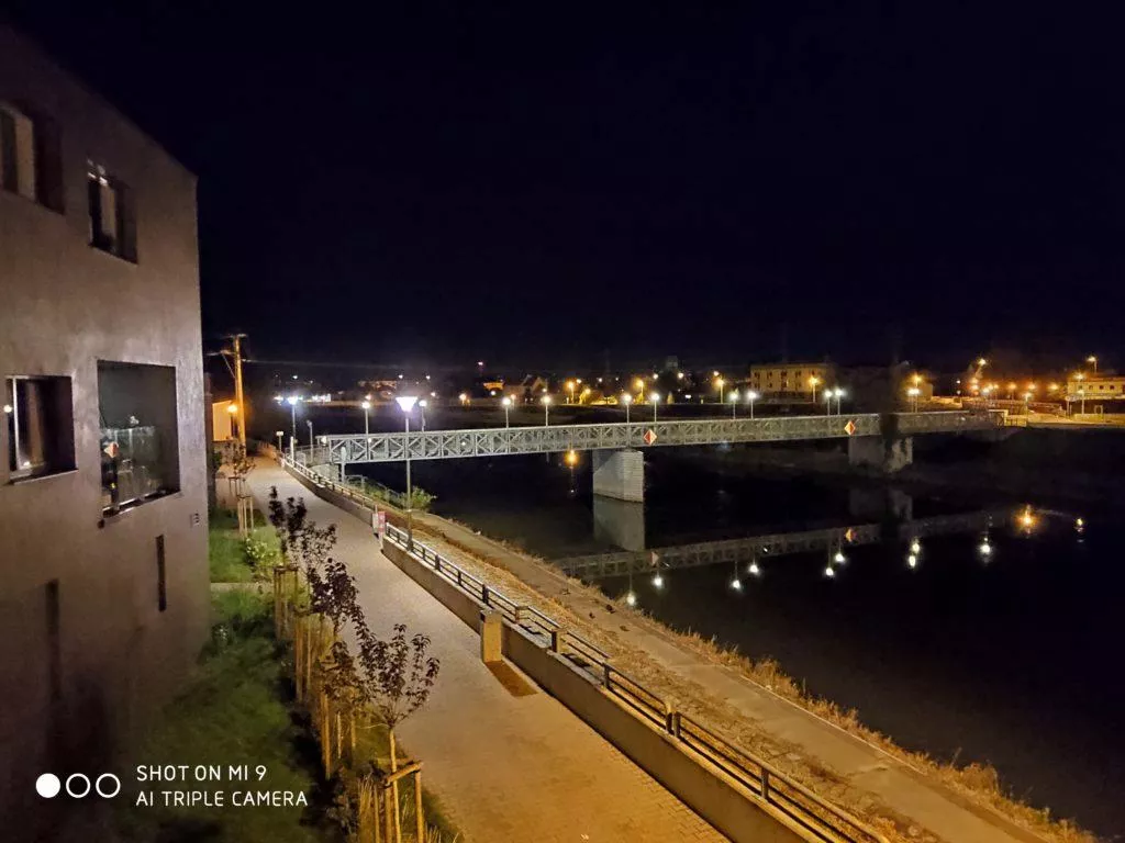 xiaomi mi 9 nocni foto