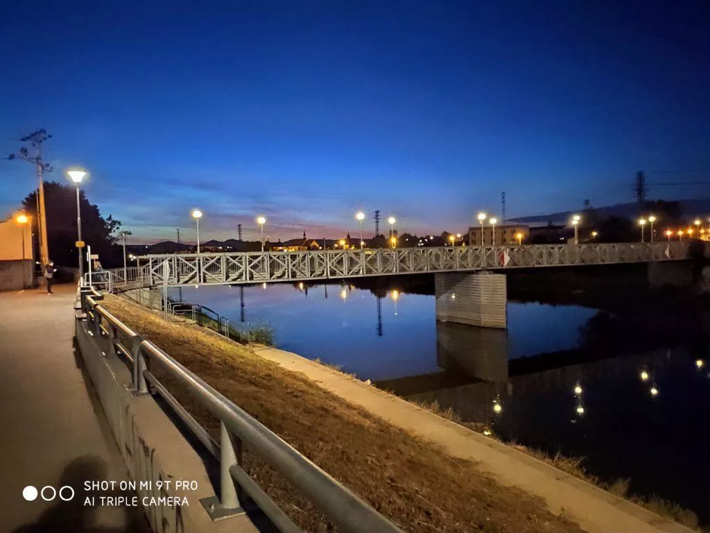 xiaomi mi 9t pro zapad slunce